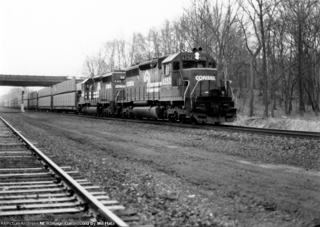 Conrail SD40 6252